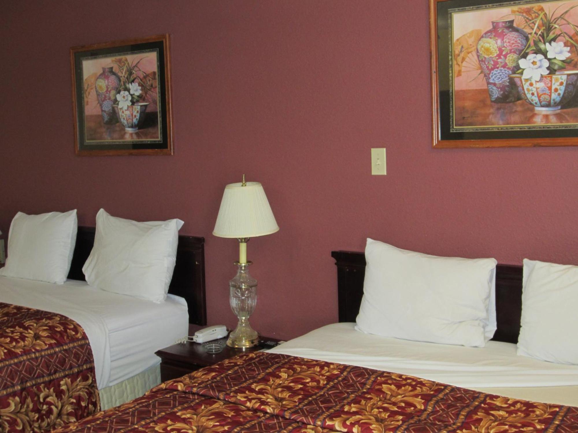 First Western Inn - Fairmont City מראה חיצוני תמונה